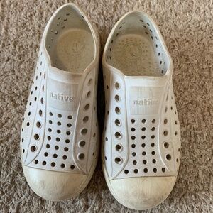Toddler size 10 native shoes